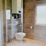Haus Ehrenbreitstein بيت للعطل *