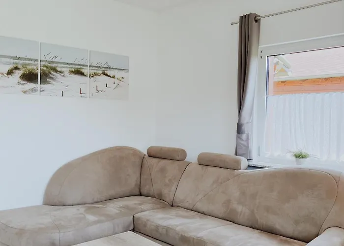 Haus Ehrenbreitstein * لانشتاين