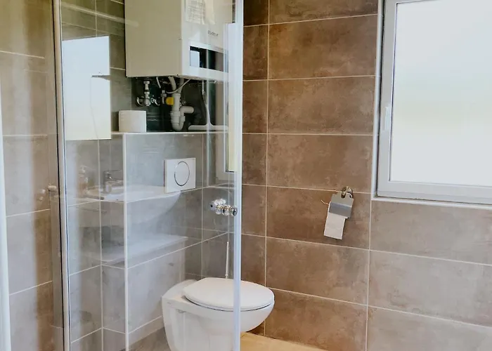 Haus Ehrenbreitstein بيت للعطل *